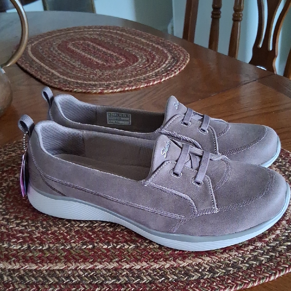 Skechers Dusty Brown Sneakers Sz. 10W